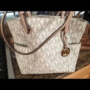 Michael Kors purse